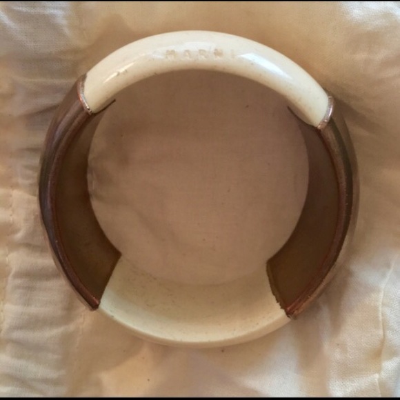 Marni "Lily white vertical band" bronze bracelet! - Picture 3 of 4
