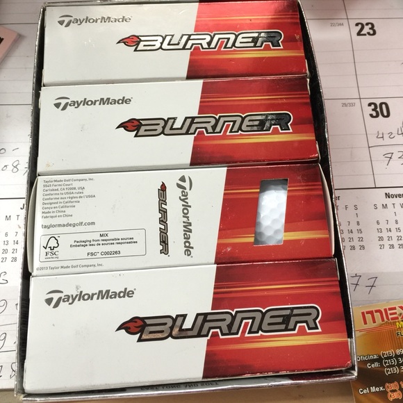 Taylor made burner golf balls