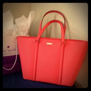 💜Kate Spade Dally Newbury Lane Tote💜