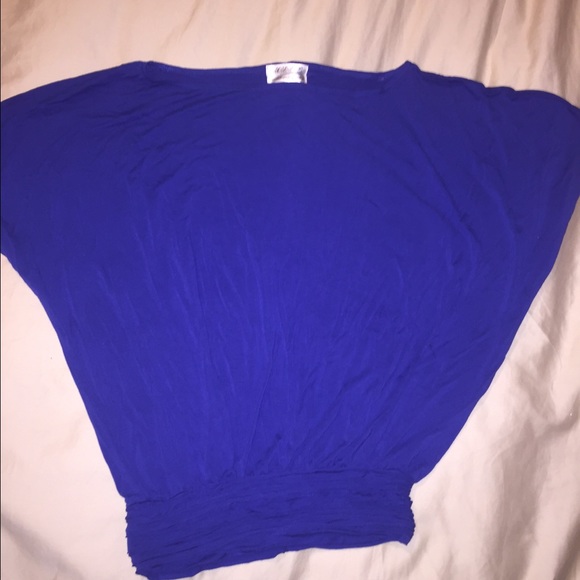 blu butterfly shirt💙 - Picture 2 of 2