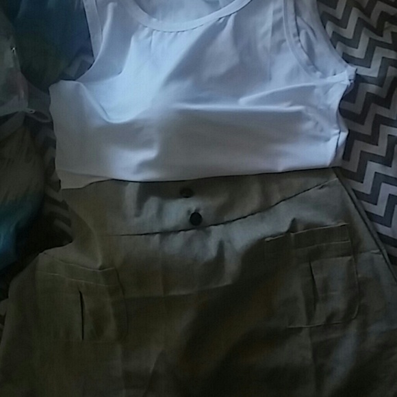 Dress never worn - Picture 1 of 1