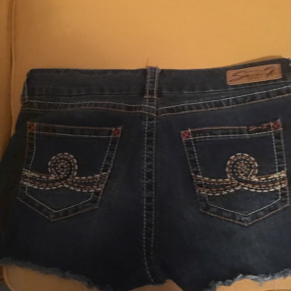 Seven7 Shorts Denim size 12 stretch like new