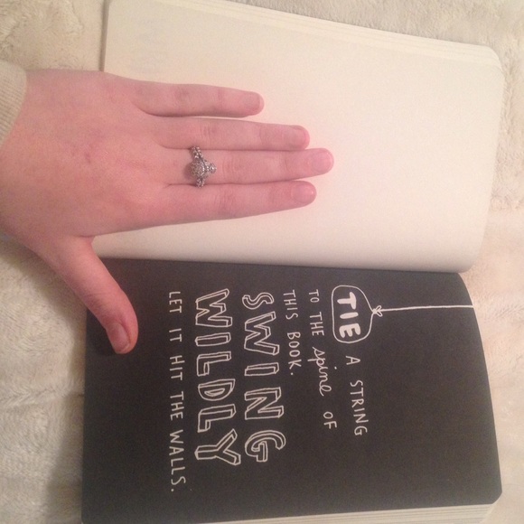 Wreck This Journal - Picture 3 of 4