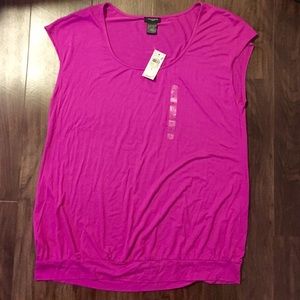 NWT Anne Taylor Magenta Cap Sleeve top