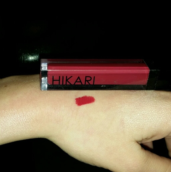 Hikari lipgloss