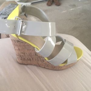 Madden Girl wedges