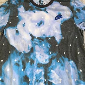 Nike Sportswear Shirt