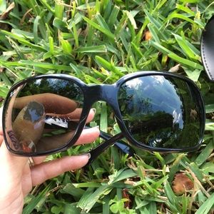 Ray Bay Black Polarized Lens with Case!