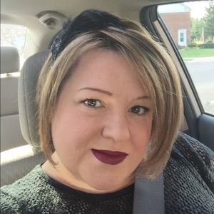 Meet your Posher, Kelli