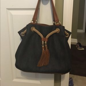 Michael Kors handbag ( slightly used)