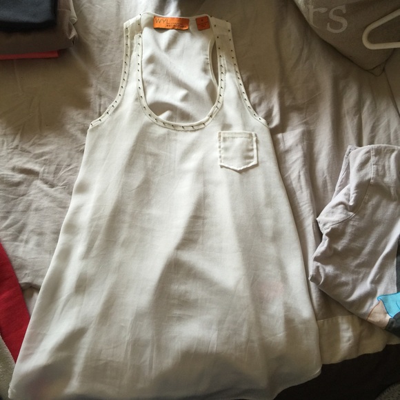 💢Donated💢 White racer back tank - Picture 4 of 4