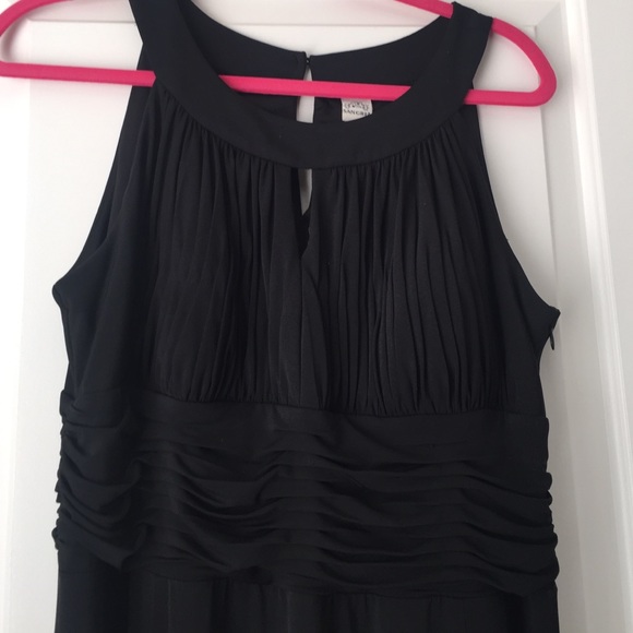 Black Sleeveless Gown