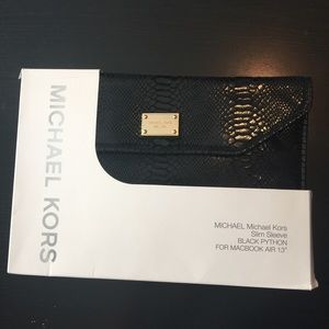 NWT MICHAEL KORS MACBOOK AIR 13" LAPTOP SLEEVE