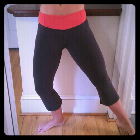 🚫SOLD🚫Lululemon Capris Small/6