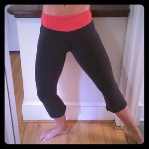 🚫SOLD🚫Lululemon Capris Small/6