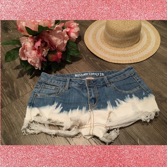 Mossimo | dip-dyed destroyed denim shorts - Picture 1 of 4