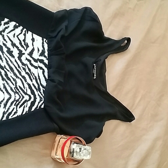 Dress - Picture 2 of 2