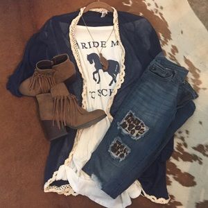 Boutique cardi.light weight /almost see through