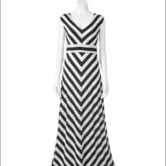 Black and white maxi dress