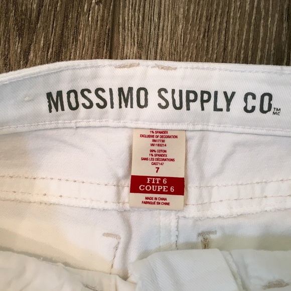 NWT Mossimo | white destroyed shorts - Picture 3 of 4