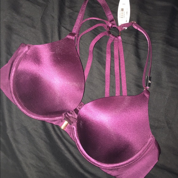 Sold on Ⓜ️ NWT Victoria's Secret Push Up Bra 34B - Picture 1 of 4