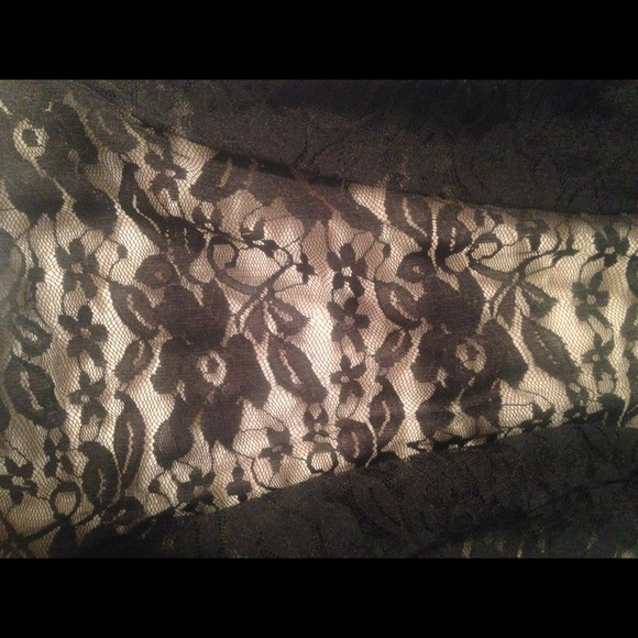 Lace cover - Picture 2 of 2
