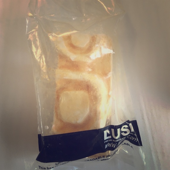 Lush snowcake soap
