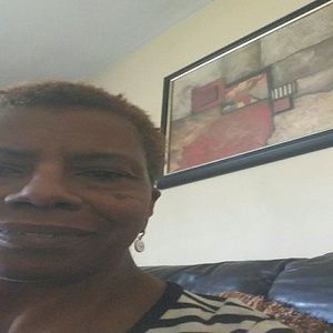 Meet your Posher, Denise