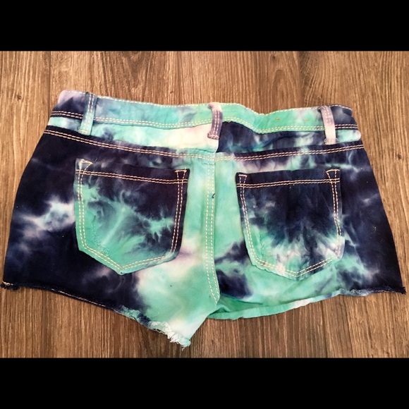 Mossimo | tie-dye destroyed denim short - Picture 4 of 4