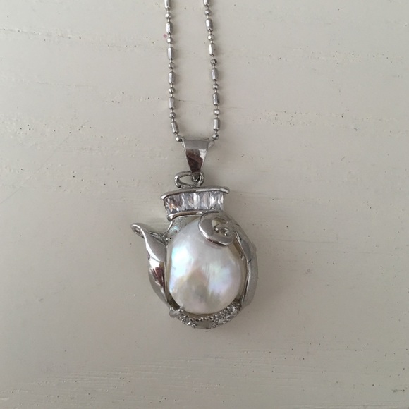 Classic necklace