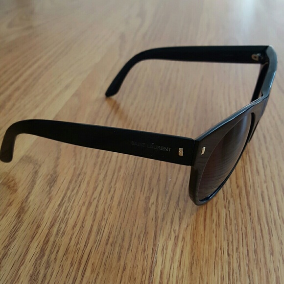 Authentic Black YSL Sunglasses - Picture 3 of 4