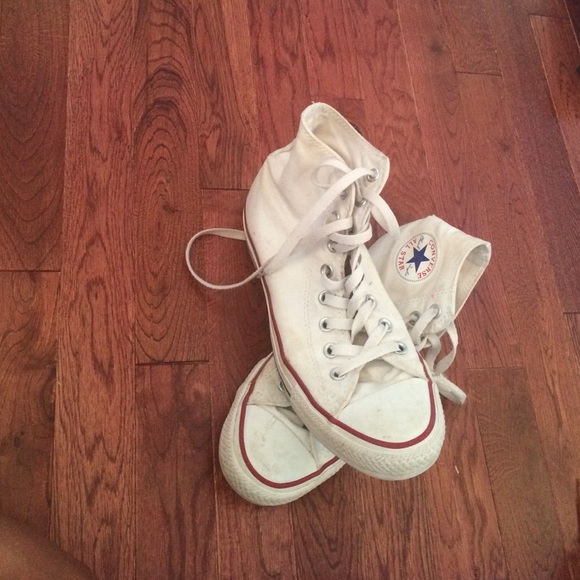 Hightop white converse