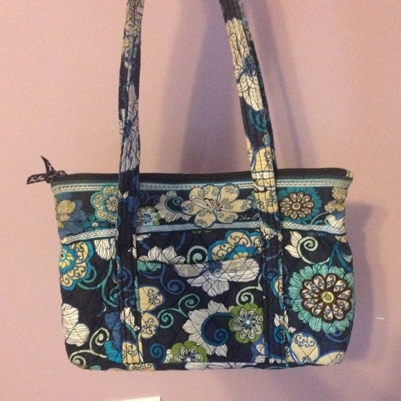 Vera Bradley mod floral blue tote