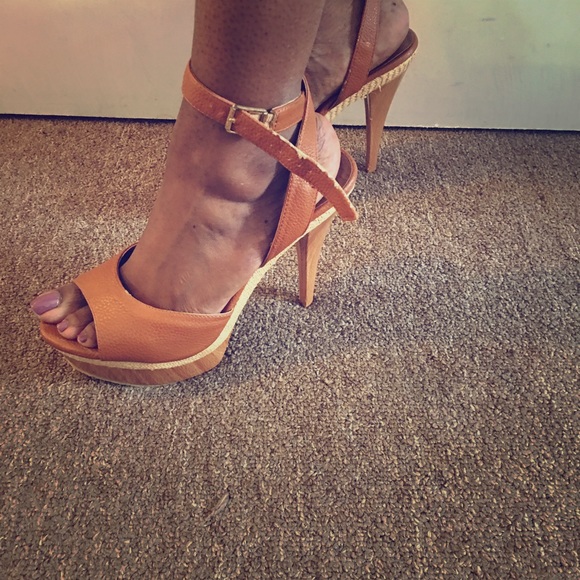Sexy pumps! 