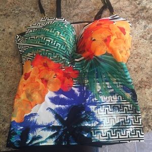 ✨BRAND NEW✨Tankini top