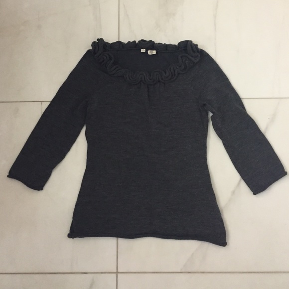 Anthropologie ruffled neckline gray top
