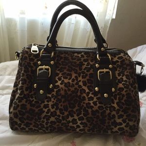 Steven Madden purse, hot !