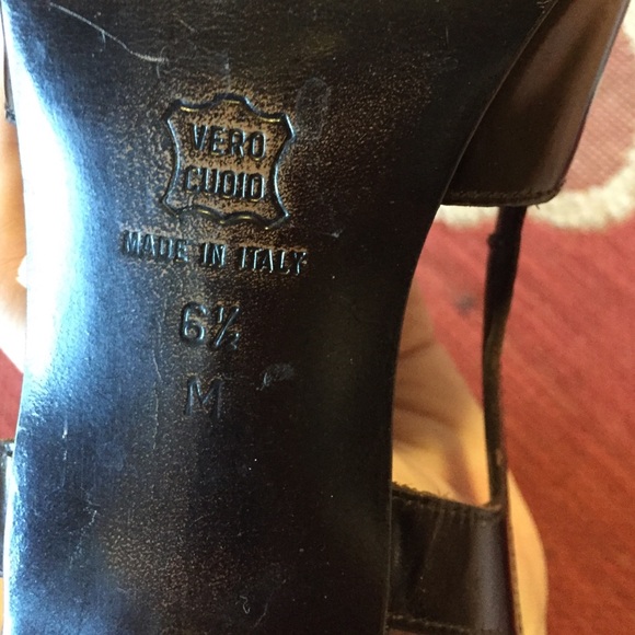 Donald J Pliner Sling Back Heels - Picture 3 of 3