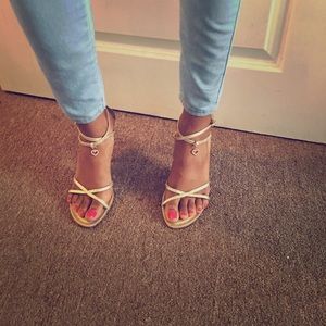 Authentic strappy Guess heels