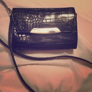 Express crossbody/clutch