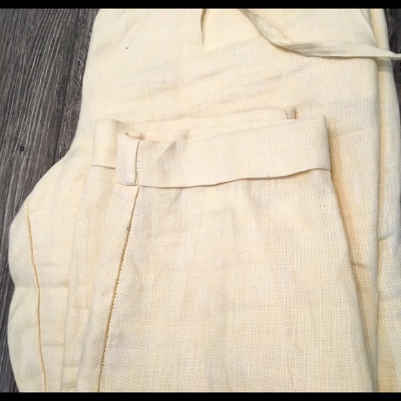 NWT The Limited | pale yellow ankle pants - Picture 2 of 4