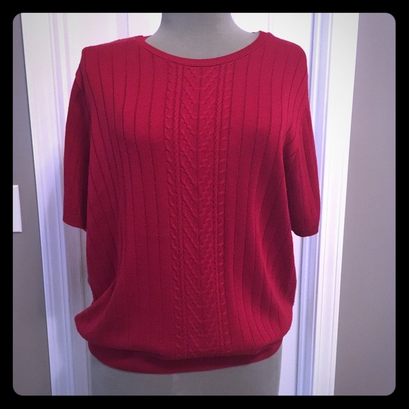🔥$5 BOGO-  sweater in deep red with cable accents