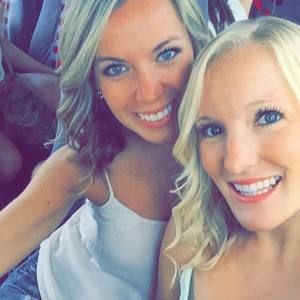 Meet your Posher, Carly