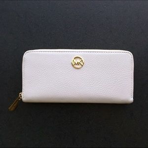 Michael Kors NEW White Leather Women's Wallet