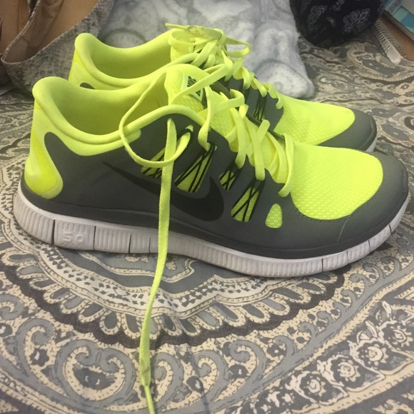 Nike Shoes - ✨FINAL PRICE✨Nike Free 5.0!