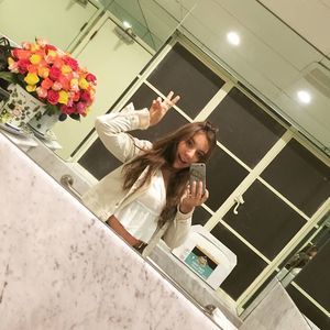 Meet your Posher, Yasmine