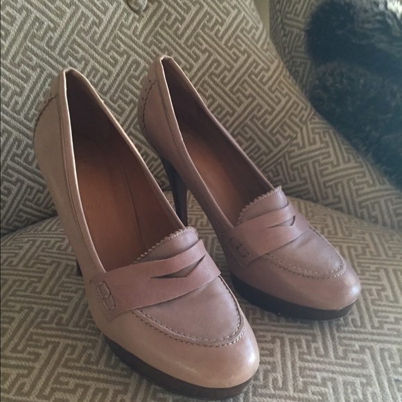 J Crew taupe heels