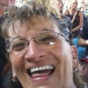 Meet your Posher, Debroh