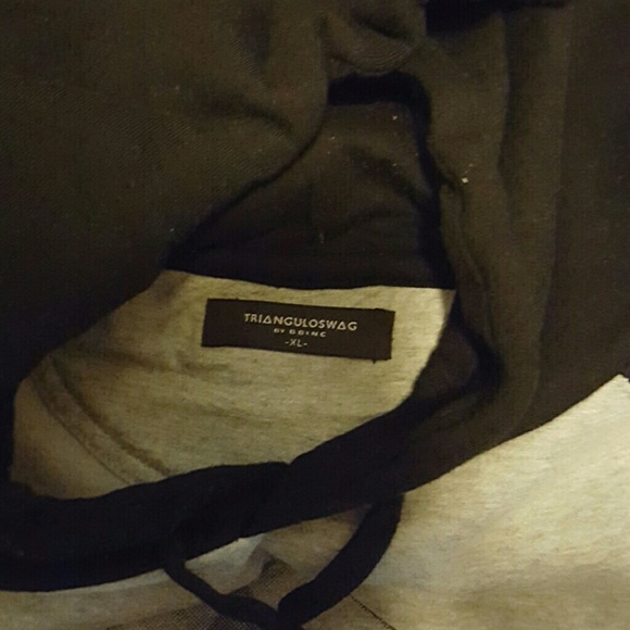 Hoody - Picture 3 of 4