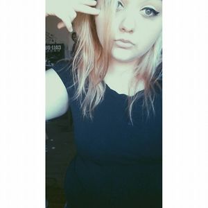 Meet your Posher, Kara